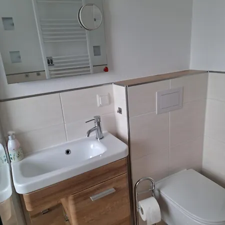 Dommes Apartmán *